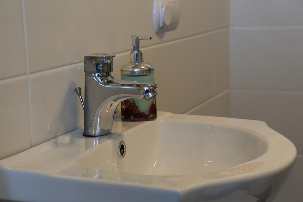 Noclegi Prestige Nowy Sacz Ngoại thất bức ảnh