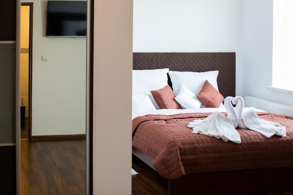 Noclegi Prestige Nowy Sacz Ngoại thất bức ảnh